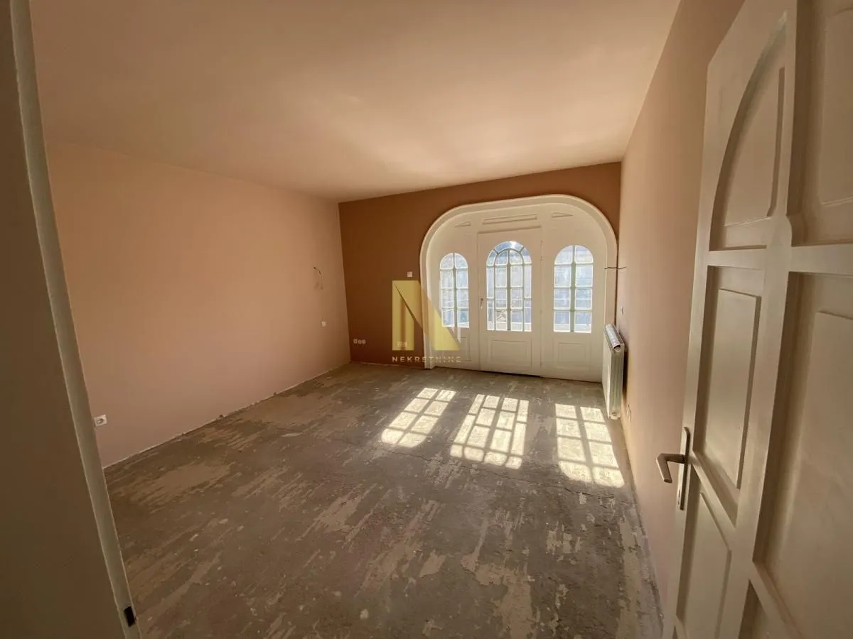 Prodaja, kuća, 324m², Telep, Novi Sad Sve Podlokacije
