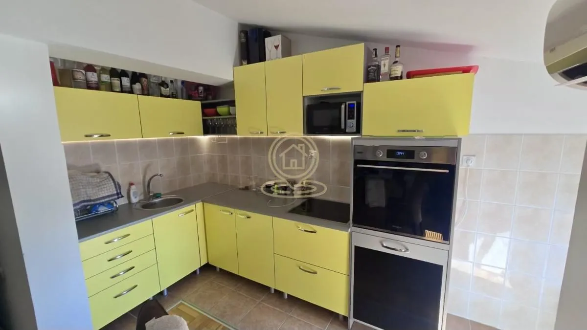 Prodaja, dvosoban stan, 56m², Pantelej, Niš