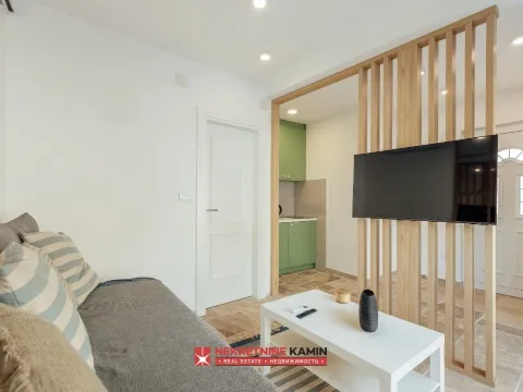 Sale, three bedroom apartment, 103m², Muo, Kotor - image 16