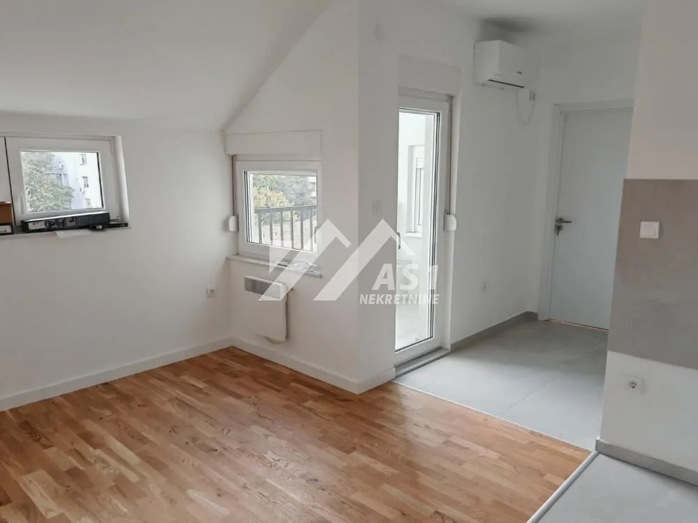 Prodaja, jednosoban stan, 36m², Grbavica, Novi Sad Sve Podlokacije