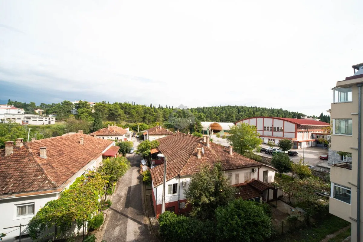 Rent, one bedroom apartment, 35m², Centar, Podgorica