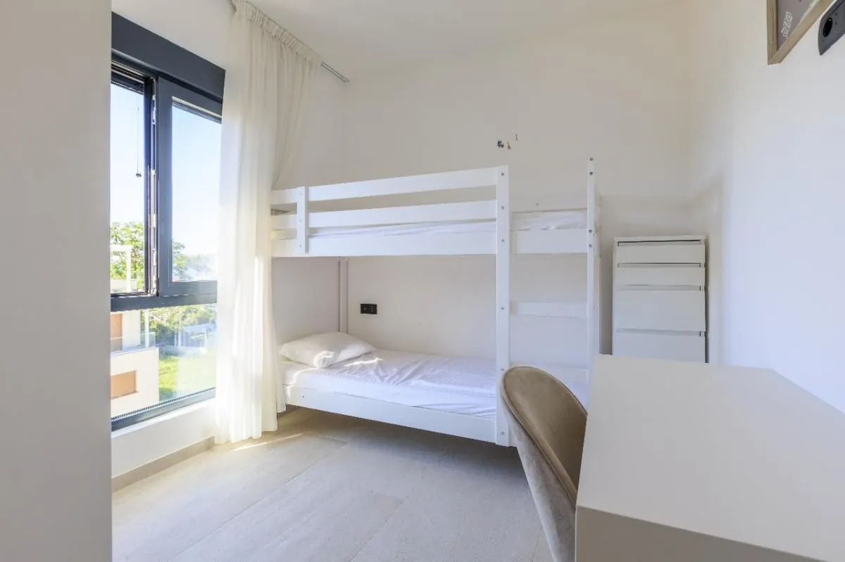 Prodaja, dvosoban stan, 154m², Donja Lastva, Tivat