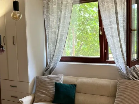 Izdavanje, garsonjera, 35m², Tuški Put, Podgorica - image 3