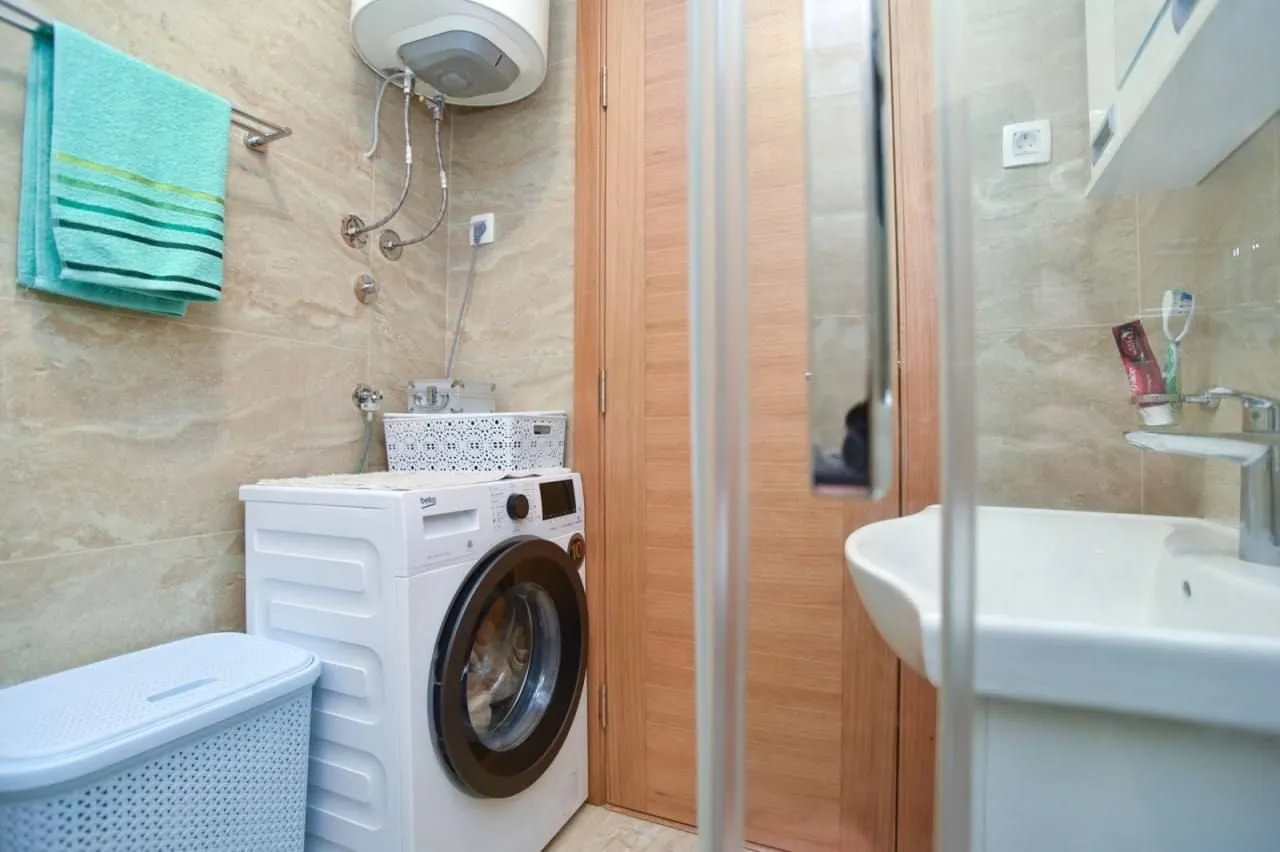 Rent, one bedroom apartment, 47m², Budva, Crna Gora