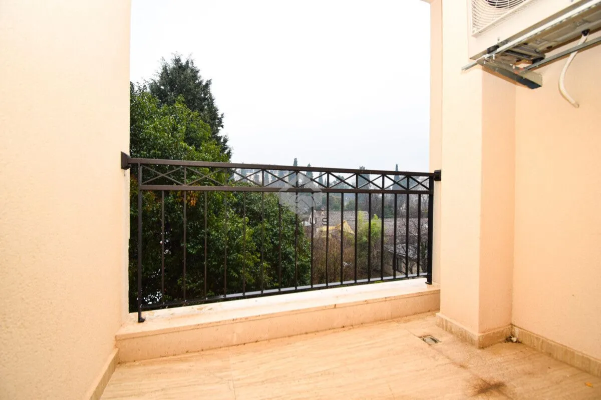 Rent, office space, 100m², Centar, Podgorica