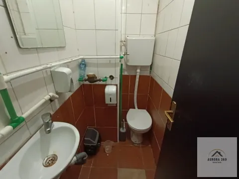 Rent, office space, 85m², Bulevar Oslobodjenja, Novi Sad Sve Podlokacije - image 10