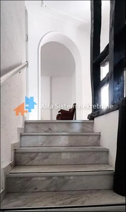 Rent, apartment, 250m², Neimar, Vračar Sve Podlokacije