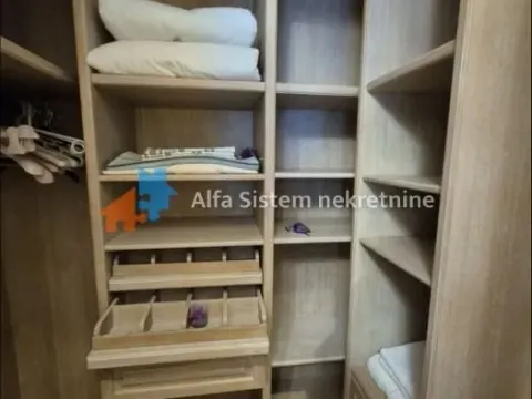 Rent, three bedroom apartment, 117m², Stari Grad, Beograd - image 11