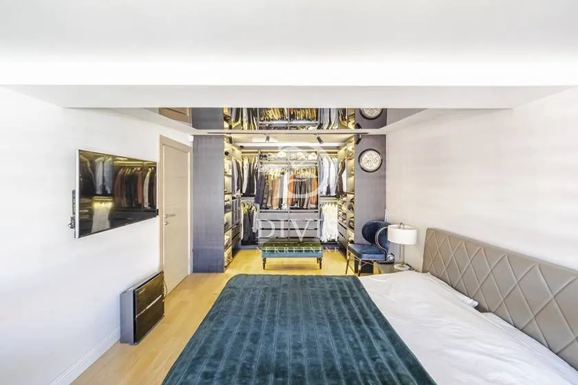Sale, three bedroom apartment, 83m², Južni Bulevar, Vračar Sve Podlokacije