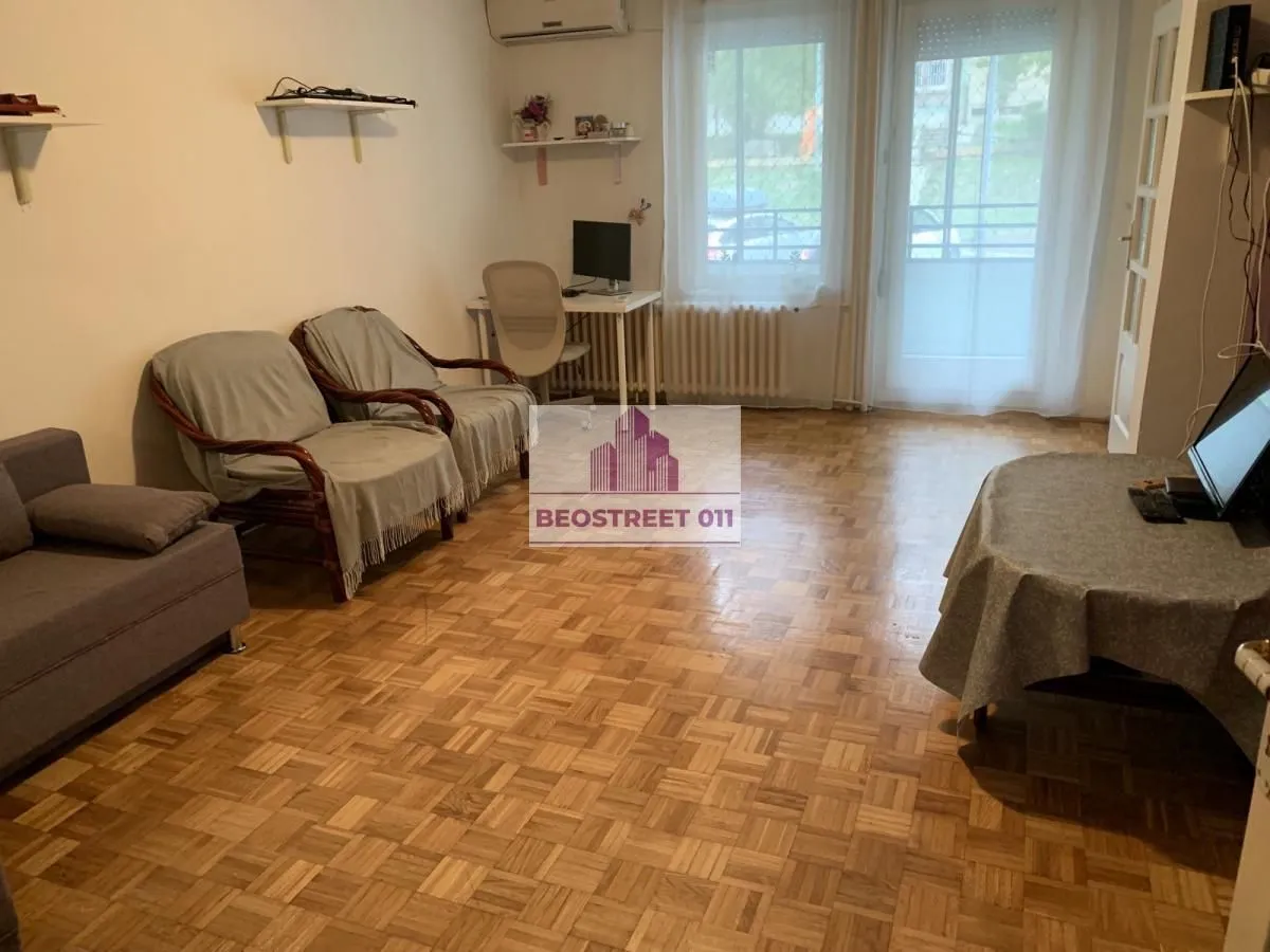 Rent, apartment, 97m², Vračar Sve Podlokacije, Beograd