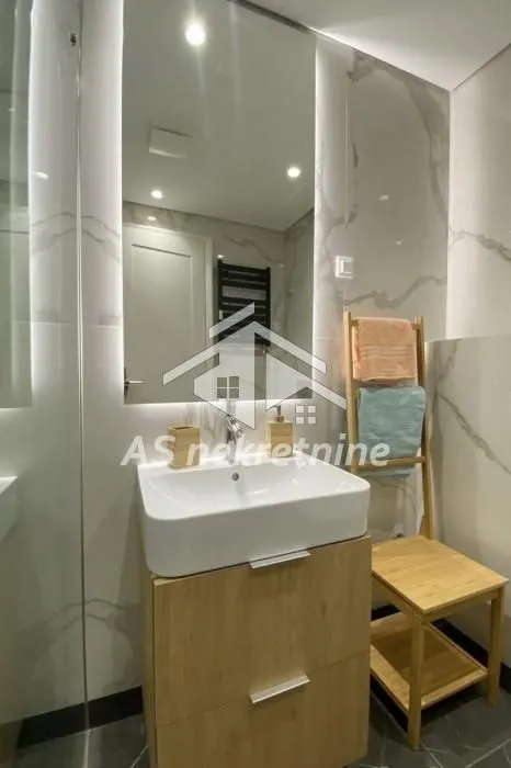 Rent, two bedroom apartment, 62m², Savski Venac, Beograd