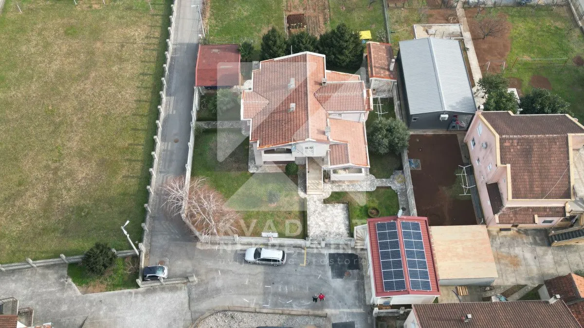Rent, house, 320m², Dalmatinska ulica, Podgorica