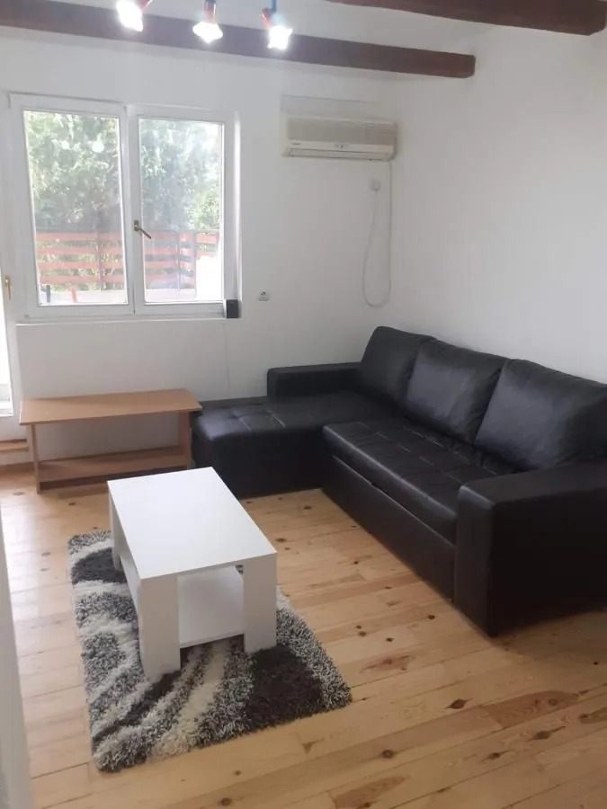 Prodaja, kuća, 180m², Sremska Kamenica, Petrovaradin