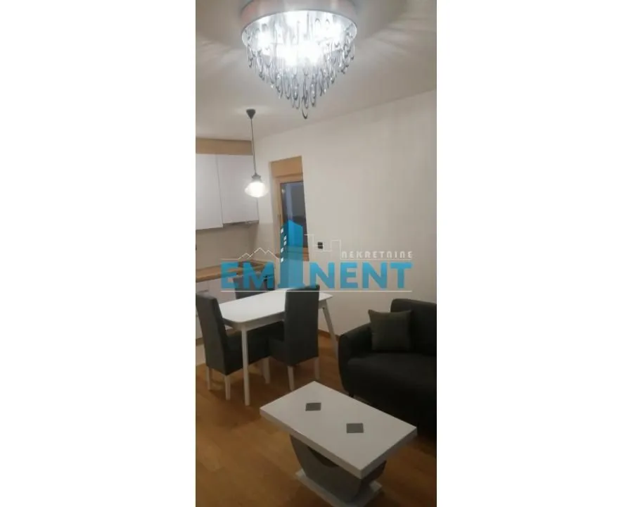 Izdavanje, dvosoban stan, 50m², Lekino Brdo, Voždovac Sve Podlokacije