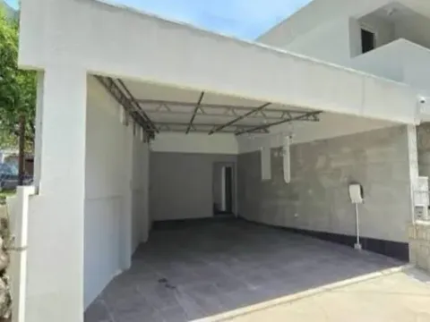 Sale, house, 250m², Orahovac, Kotor - image 15