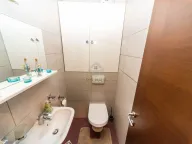 Izdavanje, dvosoban stan, 75m², Krivi Most, Podgorica - image 10