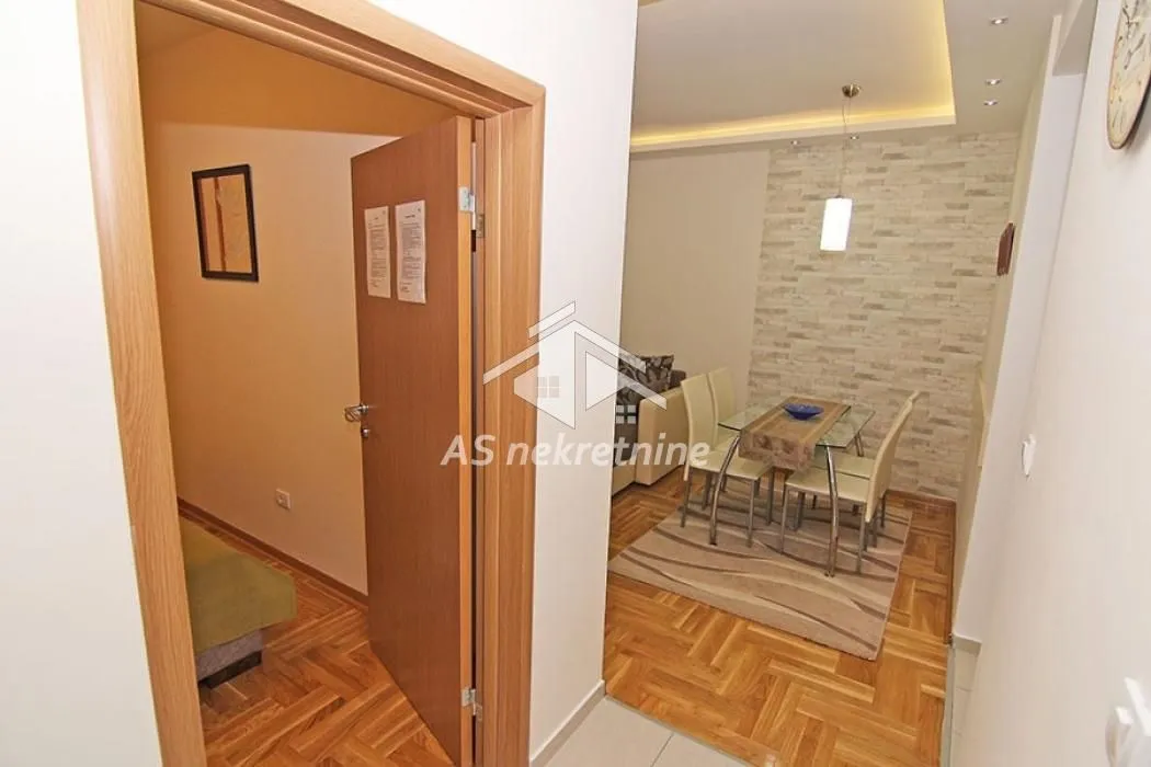 Izdavanje, dvosoban stan, 50m², Trošarina, Voždovac Sve Podlokacije