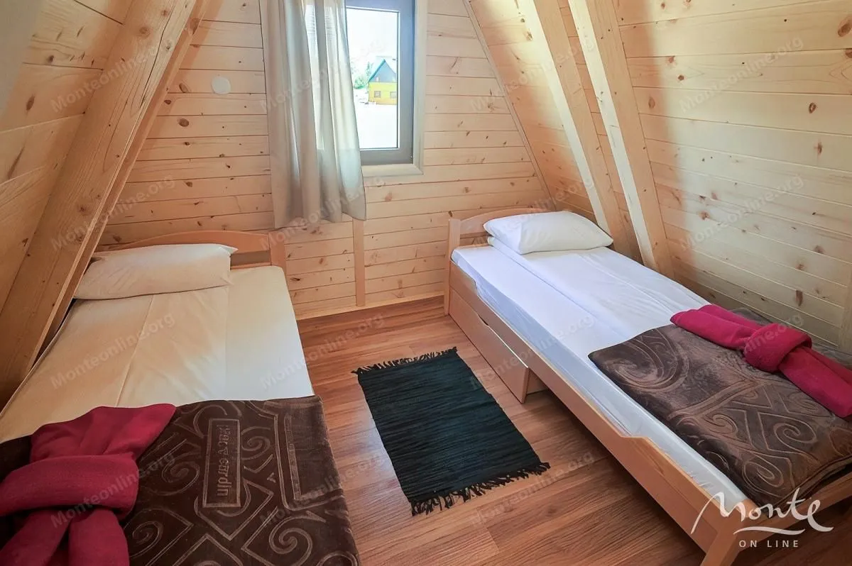 Sale, office space, 219m², Borje, Žabljak