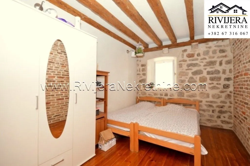 Prodaja, dvosoban stan, 106m², Centar, Herceg Novi