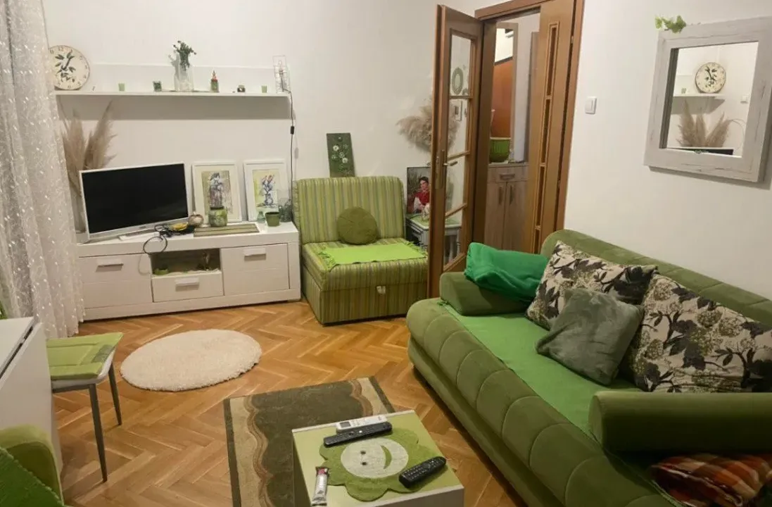 Izdavanje, garsonjera, 31m², Blok 9, Podgorica
