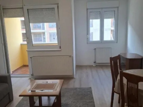 Prodaja, jednosoban stan, 34m², Kej, Novi Sad Sve Podlokacije - image 1