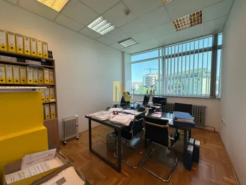 Rent, office space, 95m², Sajmište, Novi Sad - image 4