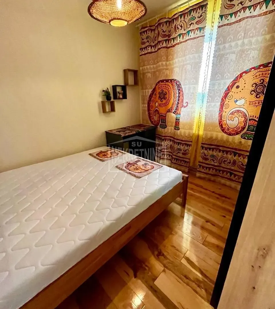 Prodaja, trosoban stan, 63m², Centar, Subotica