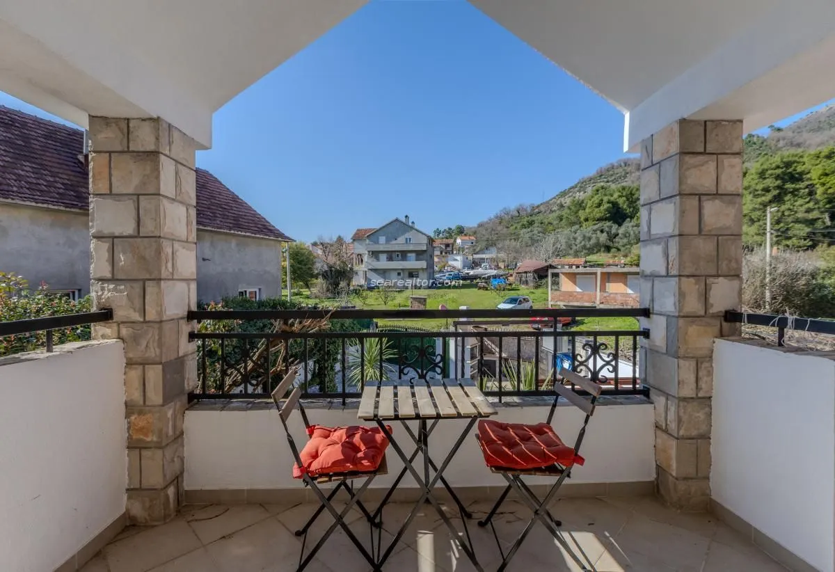 Prodaja, kuća, 234m², Mrčevac, Tivat