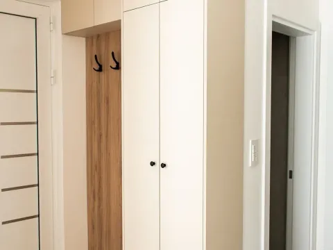 Izdavanje, jednosoban stan, 60m², Radanovići, Kotor - image 11