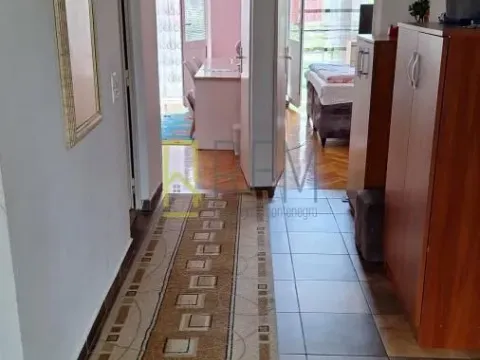 Prodaja, dvosoban stan, 71m², Drpe Mandića, Podgorica - image 4