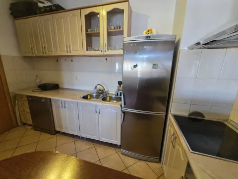 Izdavanje, jednosoban stan, 48m², Stari Aerodrom, Podgorica - image 9