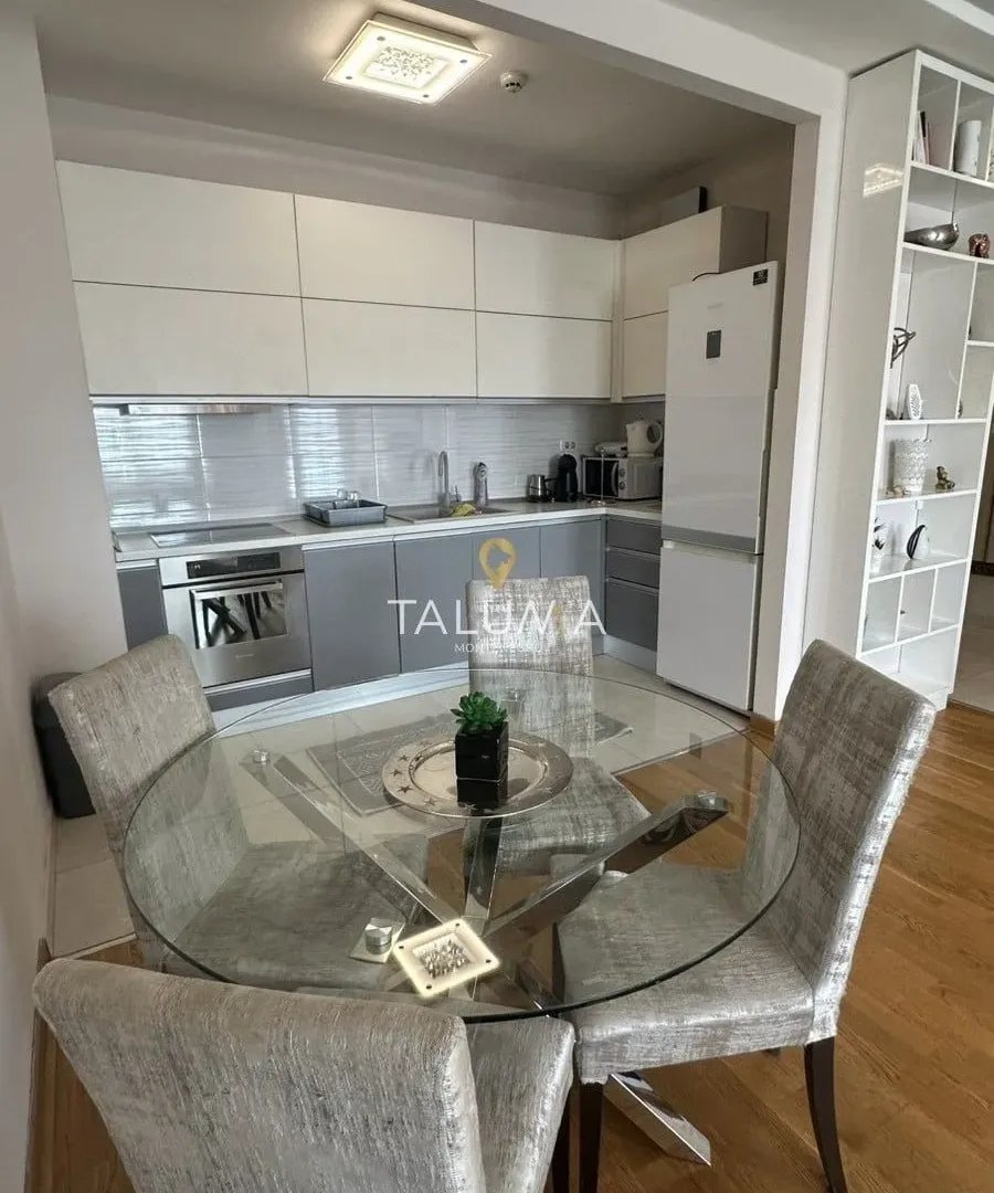 Prodaja, dvosoban stan, 63m², City Kvart, Podgorica