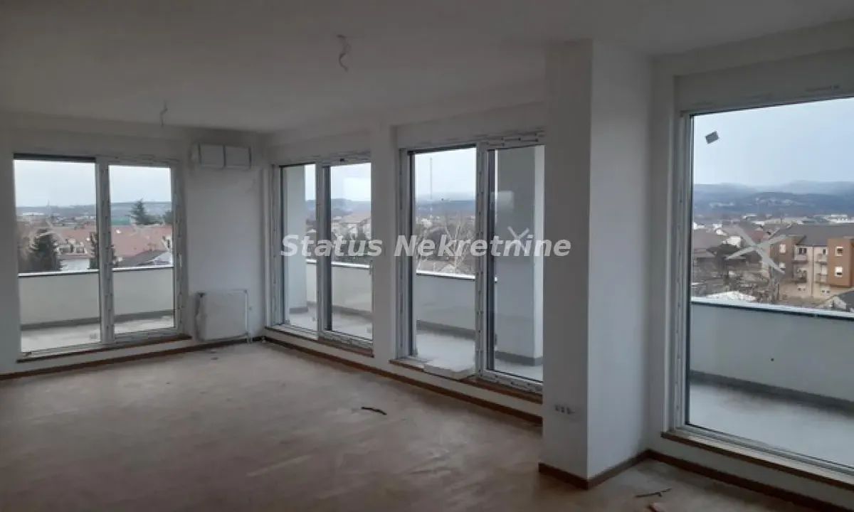 Prodaja, četvorosoban stan, 145m², Telep, Novi Sad Sve Podlokacije