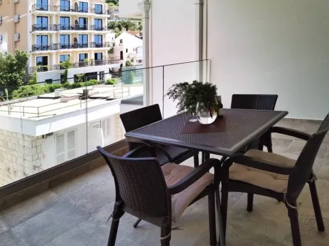 Izdavanje, jednosoban stan, 50m², Podkošljun, Budva - image 6