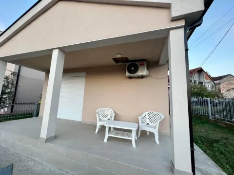 Rent, house, 135m², Dajbabe, Podgorica - image 15