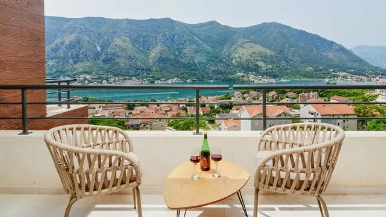 Prodaja, jednosoban stan, 50m², Kotor, Crna Gora