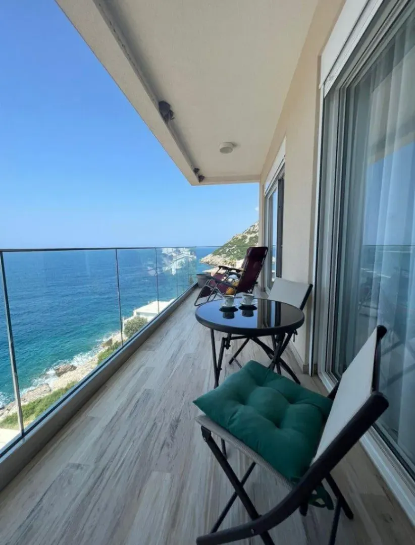 Prodaja, dvosoban stan, 86m², Dobre Vode, Bar