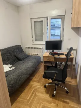 Rent, three bedroom apartment, 60m², Uciteljsko Naselje, Zvezdara Sve Podlokacije - image 3