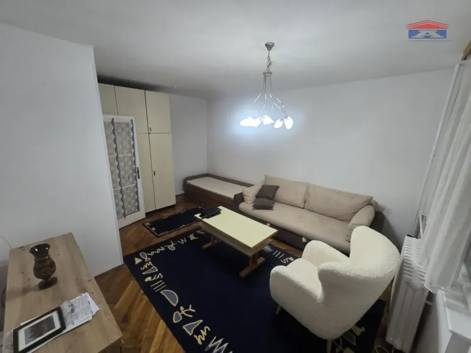 Izdavanje, jednosoban stan, 42m², Centar, Novi Sad