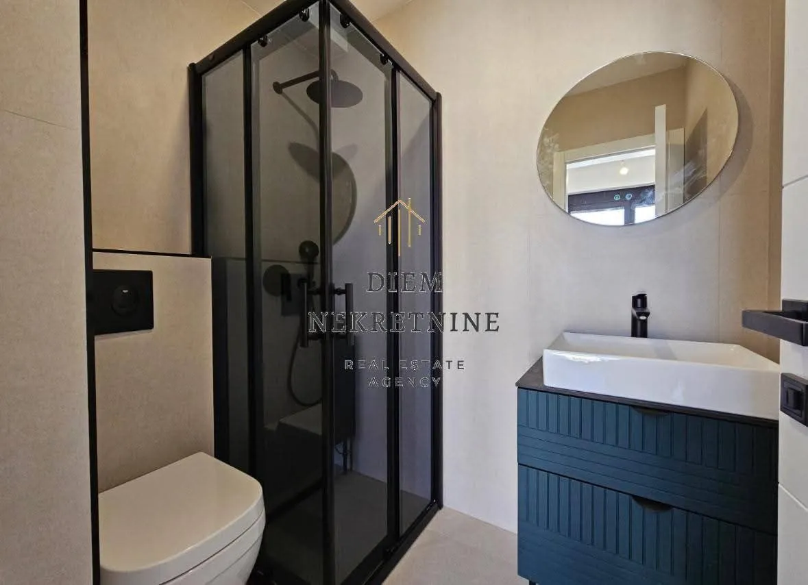 Sale, two bedroom apartment, 80m², Centar, Bar