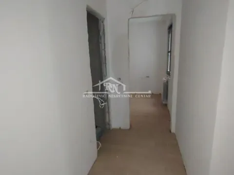 Prodaja, dvosoban stan, 78m², Zvezdara Sve Podlokacije, Beograd - image 2