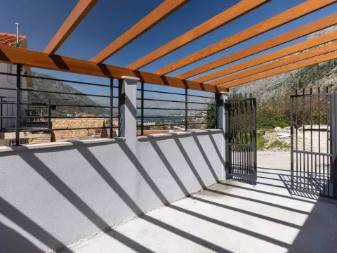 Sale, house, 160m², Škaljari, Kotor - image 19