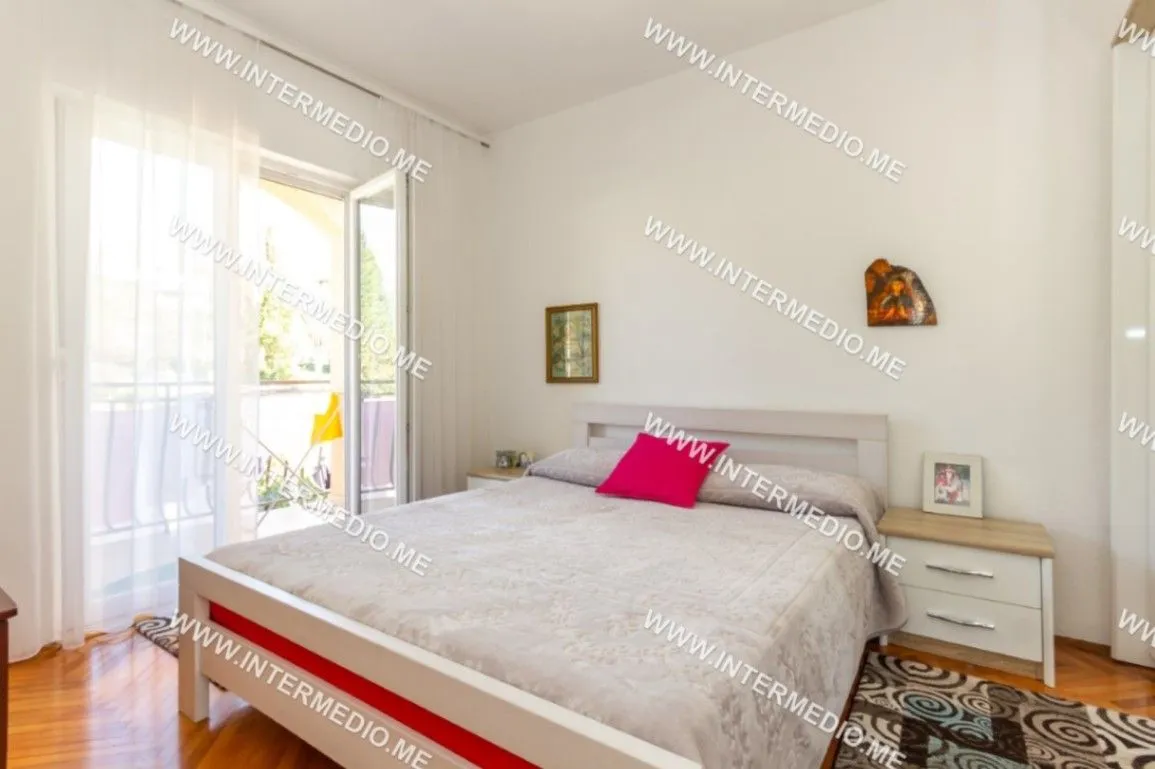 Prodaja, kuća, 187m², Igalo, Herceg Novi