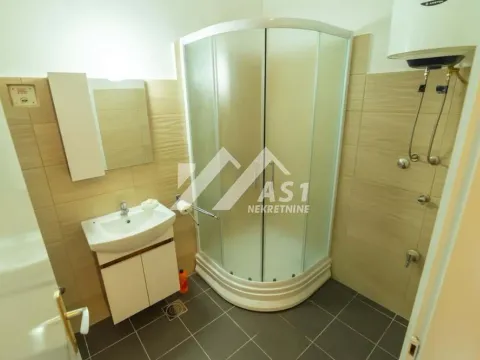 Izdavanje, trosoban stan, 71m², Liman 1, Novi Sad Sve Podlokacije - image 8