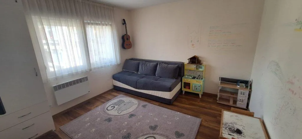 Prodaja, trosoban stan, 89m², Centar, Podgorica