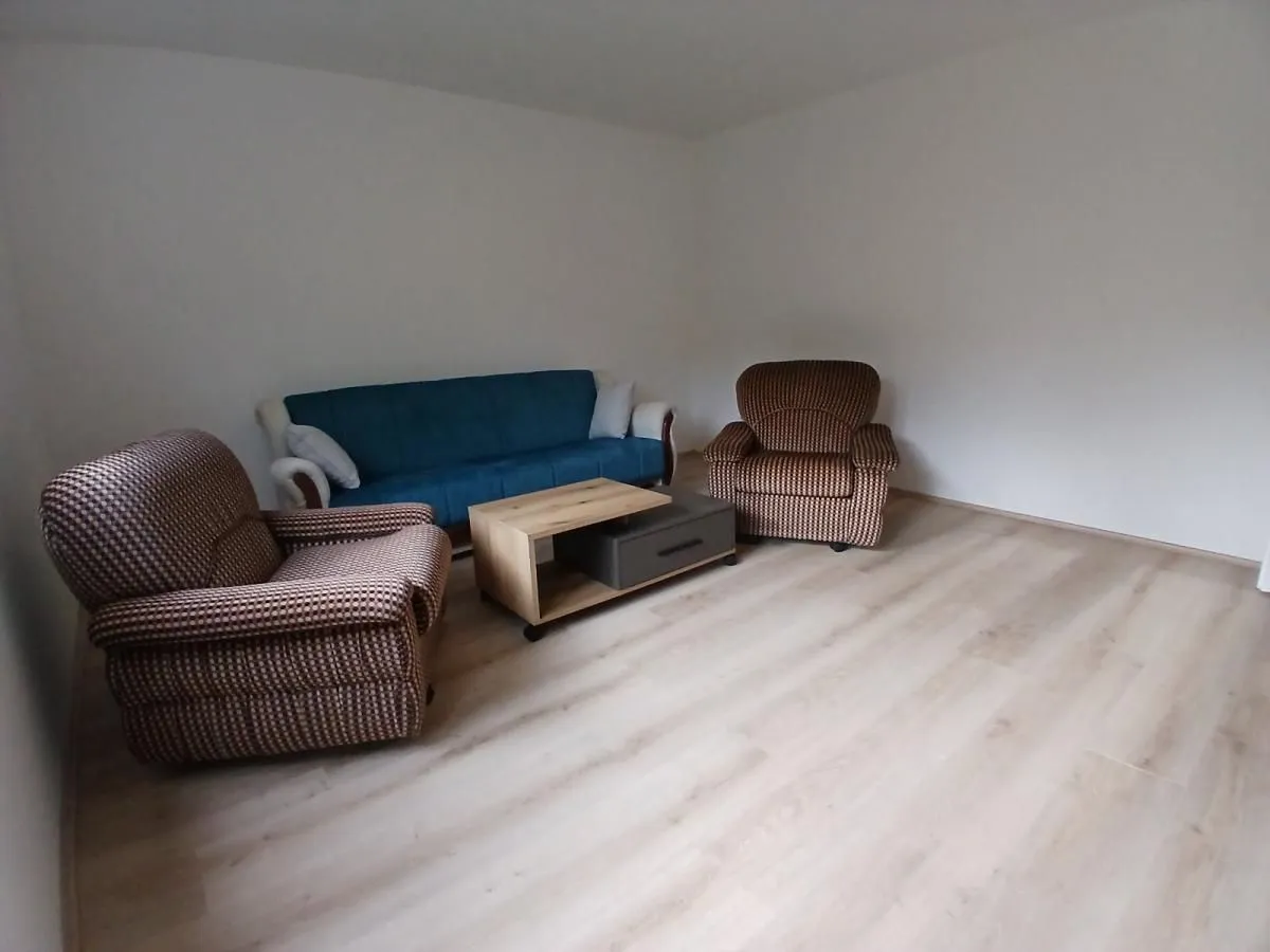 Izdavanje, dvosoban stan, 58m², Vašarište, Jagodina