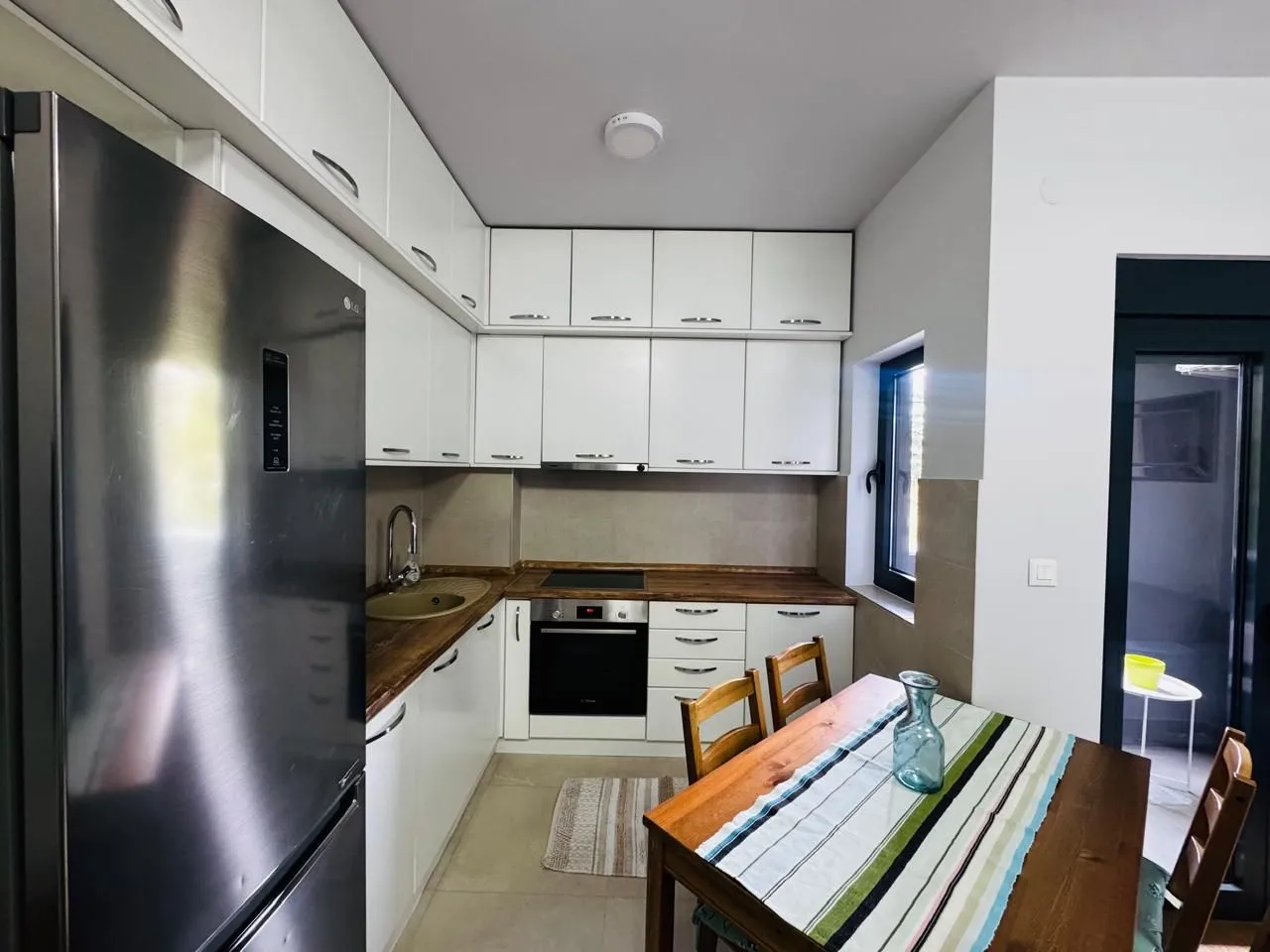 Izdavanje, garsonjera, 35m², Centar, Podgorica