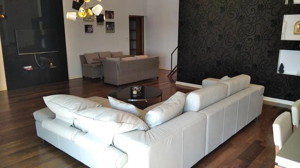 Prodaja, trosoban stan, 151m², Budva, Crna Gora