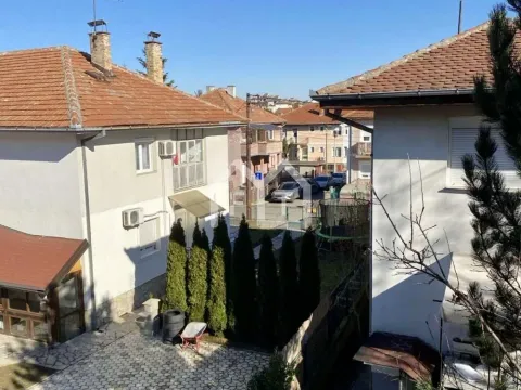 Rent, three bedroom apartment, 76m², Bežanija, Beograd - image 19