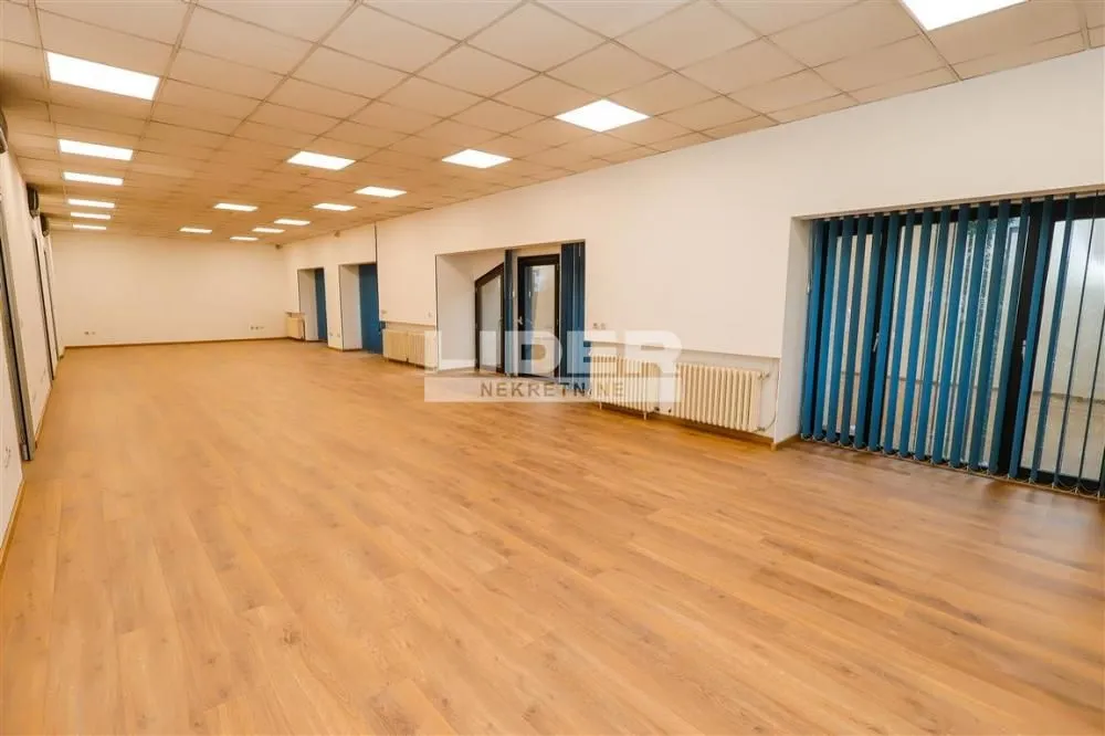 Rent, office space, 251m², Stari Grad, Beograd